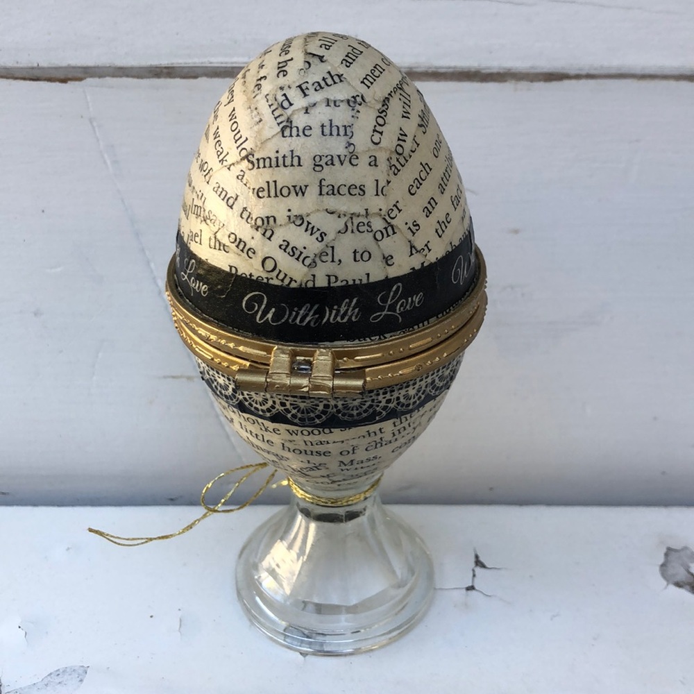 Glass egg - Picture 5 of 6